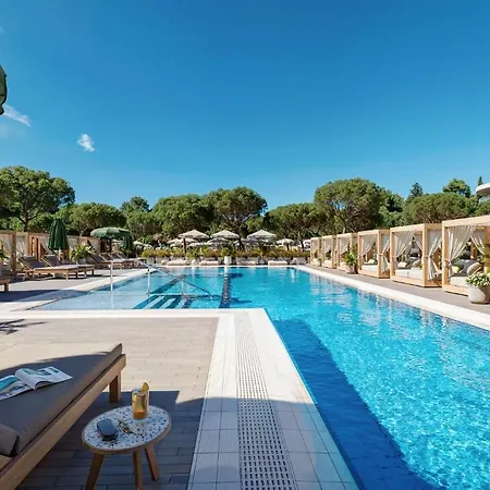 Pical Sunny By Valamar Hotell 2*