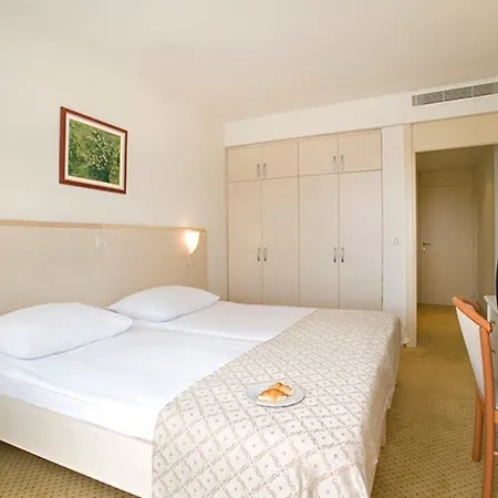 Hotell Pical Sunny By Valamar 2*